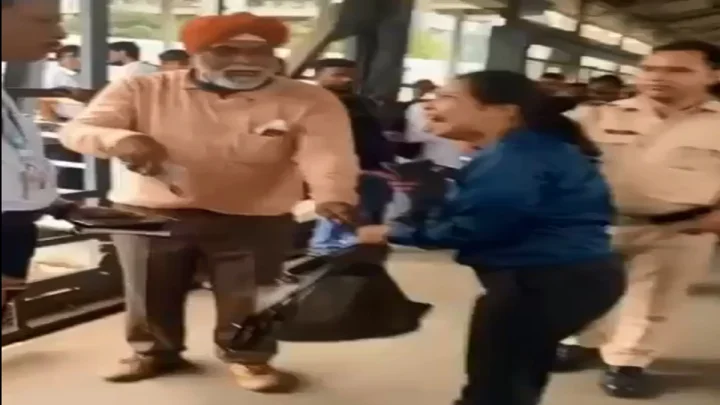 Embarrassing video of a woman and TTE at the railway station goes viral