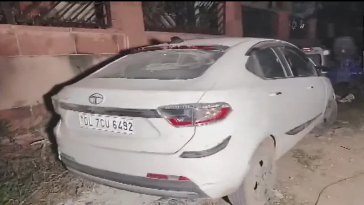 Peeragarhi car dead bodies