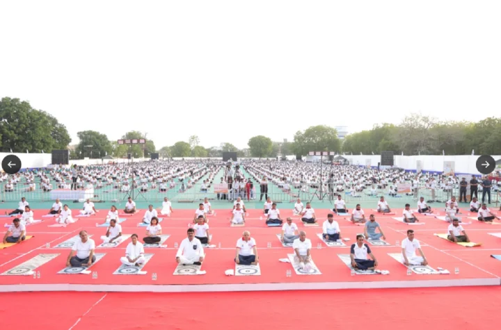 વિશ્વ યોગ દિવસ નિમિત્તે રાજ્યભરમાં ઉજવણી, મુખ્યમંત્રી ભુપેન્દ્ર પટેલે માણસામાં કર્યો યોગાભ્યાસ