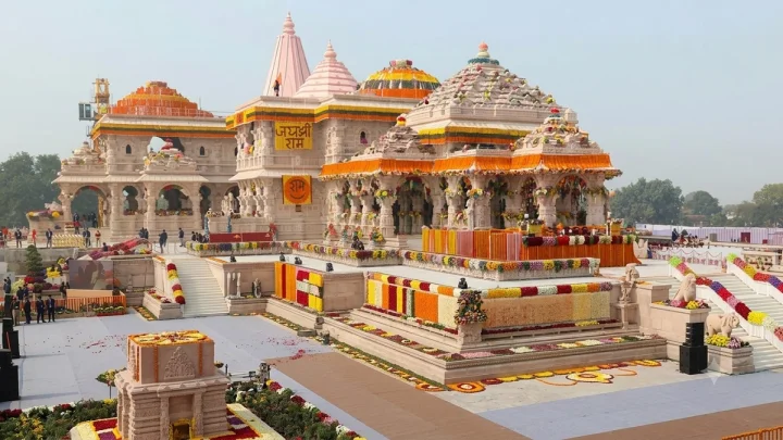 રામ મંદિરમાંથી ભેટ ચોરીના બધા નામાંકિત 8 આરોપીની ધરપકડ, જાણો કોણ છે એ બધા આઠ લોકો ?