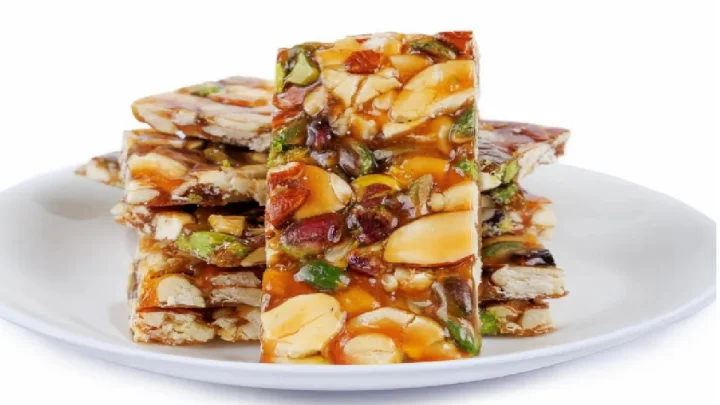 ગૌરીવ્રત સ્પેશિયલ- ગોળ-ડ્રાયફ્રૂટ ચિક્કી