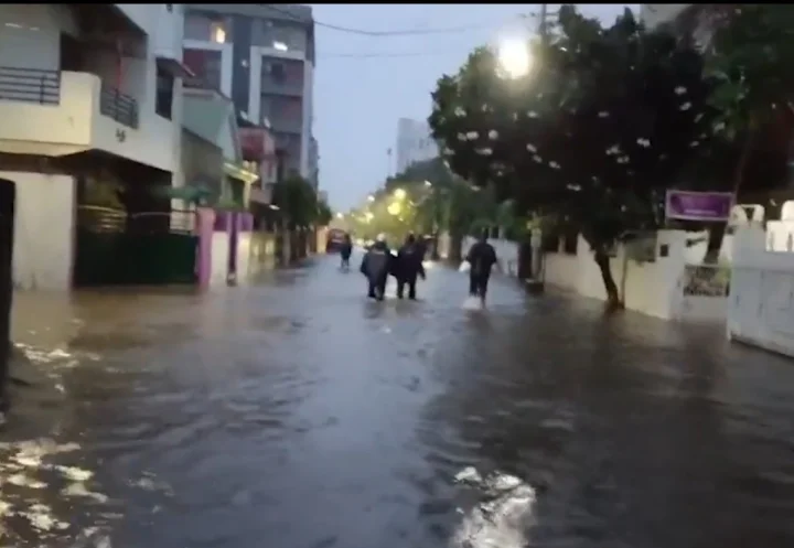vadodara rain
