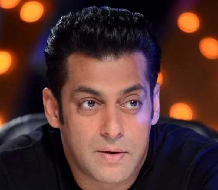 वादे से मुकरे सलमान, नहीं देखी 'फितूर'