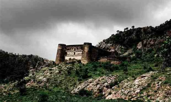 Why Bhangarh is the biggest scary place in North India