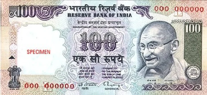 Rs 100 notes