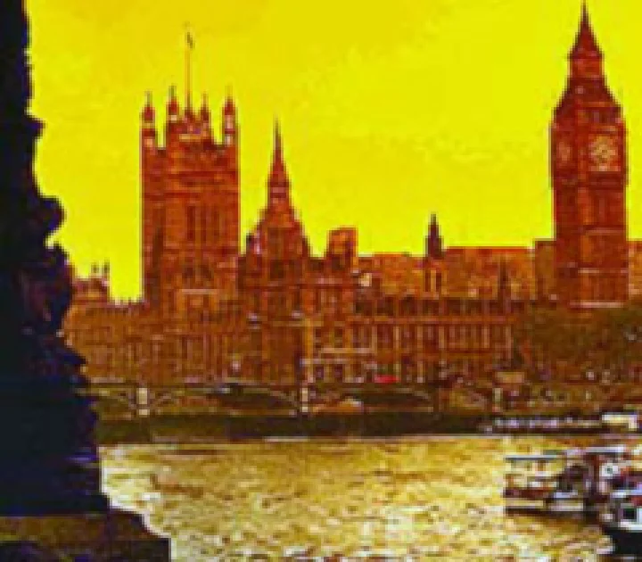 टेम्स नदी के किनारे बना ‘इंडियन स्पाइस गार्डन’