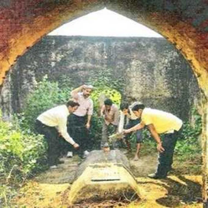 Bholu syed tomb Itawah