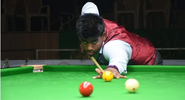 मनीषा राष्ट्रीय बिलियर्ड्स-स्नूकर एस. कृष्णा को 'डबल क्राउन'