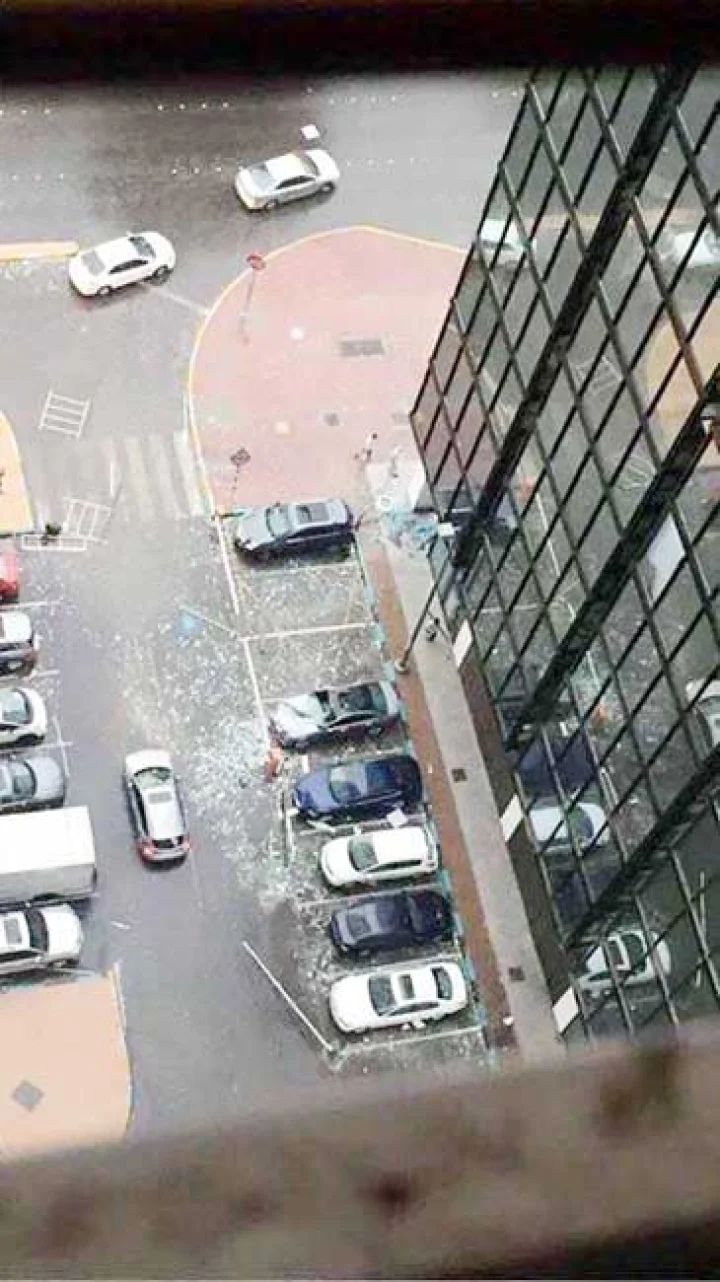 यूएई में आफत की बारिश के बाद के हाल (फोटो)