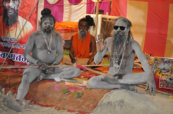 बड़ा नोट दे और फोटो ले ले