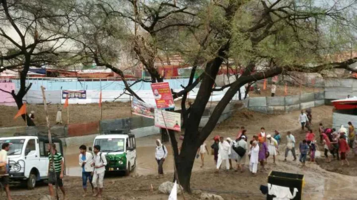 सिंहस्थ में आंधी-बारिश से गरीब साधुओं को हुआ ज्यादा नुकसान