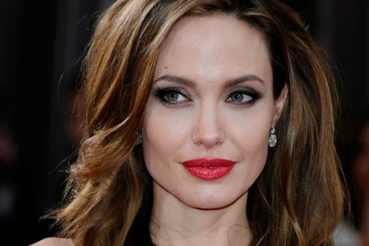 angelina jolie