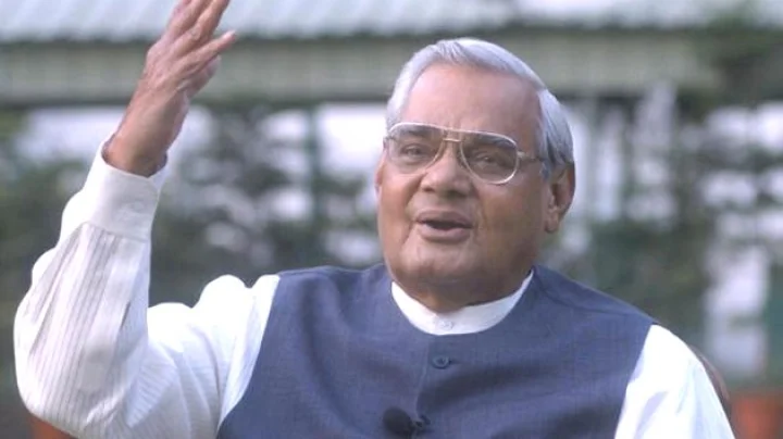 poem atal bihari vajpayee