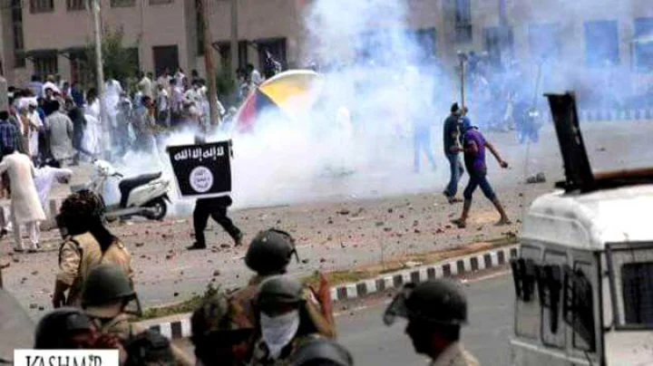 curfew in Kashmir