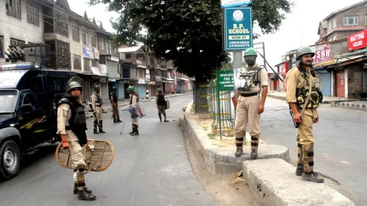curfew in Pulwama