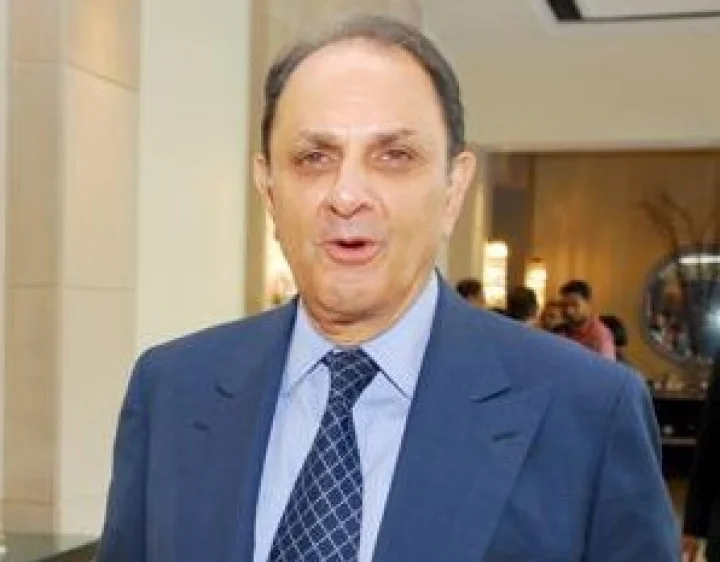 टाटा संस ने बुलाई बैठक, नुस्ली वाडिया को बाहर करने की तैयारी!