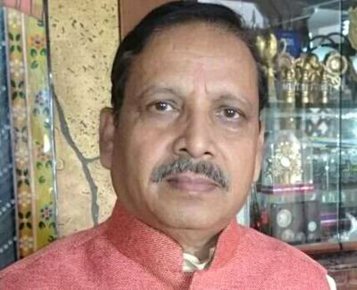 गुजरात के चुनाव एवं आदिवासी समस्याएं