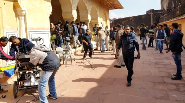 पद्‍मावती के निर्माता संजय लीला भंसाली पर हमला (देखें फोटो)