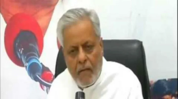 सपा नेता का विवादित बयान- प्रधानमंत्री मोदी और अमित शाह को बताया आतंकवादी