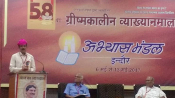 2 साल में देश का हर गांव 'आदर्श' बन सकता है : पोपटराव