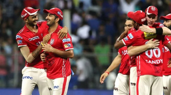 IPL 10 : बेहद सनसनीखेज मैच में पंजाब की 7 रनों से नाटकीय जीत
