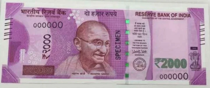 Fake notes of Rs 2000