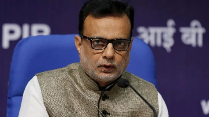 Hasmukh Adhia