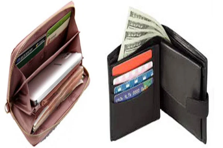 7 Items You Shouldn't Carry in Your Purse