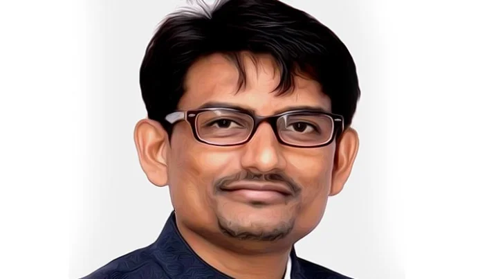 Alpesha thakor and dhavalsingh join BJp