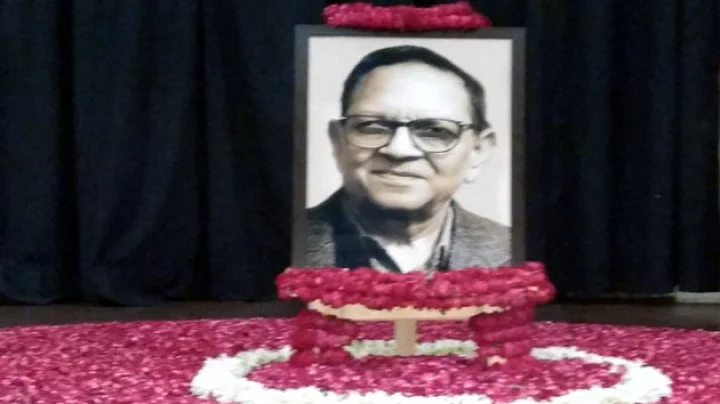 poet Kunwar Narayan