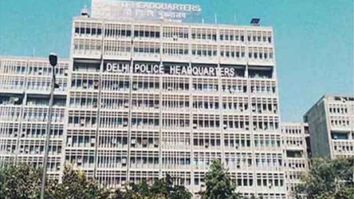 Delhi University Student