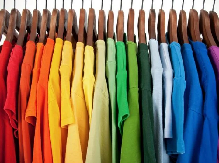 How to dry wet clothes