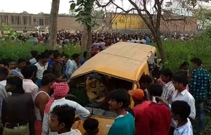 school van accident in Uttar Pradesh