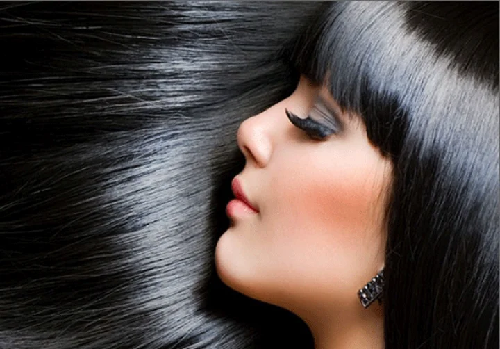 best way to apply hair oil