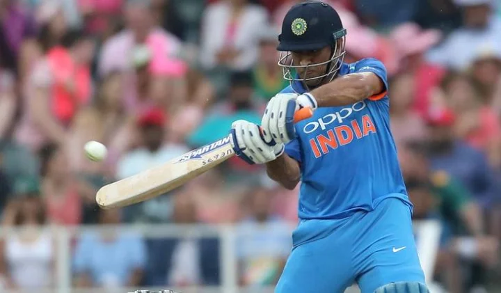 Mahendra Singh Dhoni