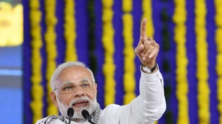नरेंद्र मोदी यांनी स्वतः लिहिलेली पुस्तके