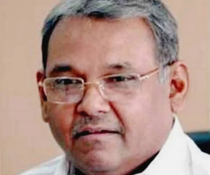 Congress offer to Anoop Mishra