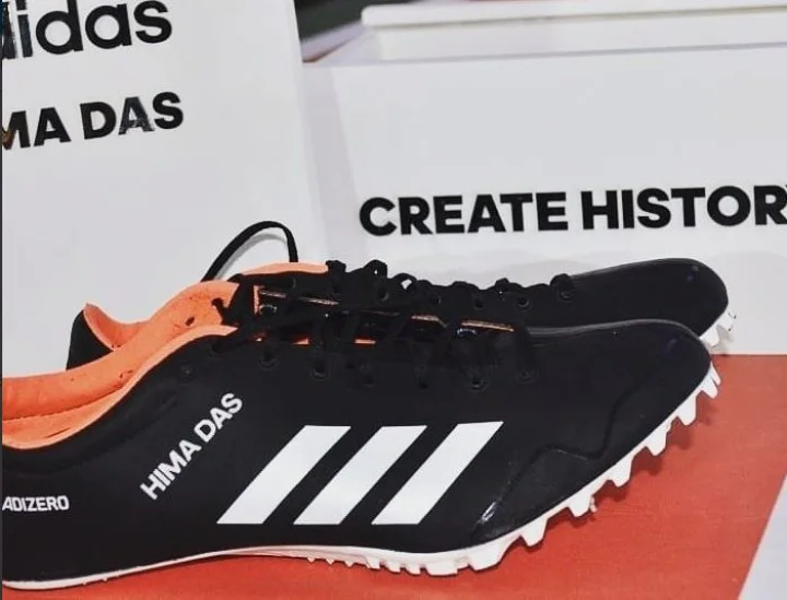 एडिडास