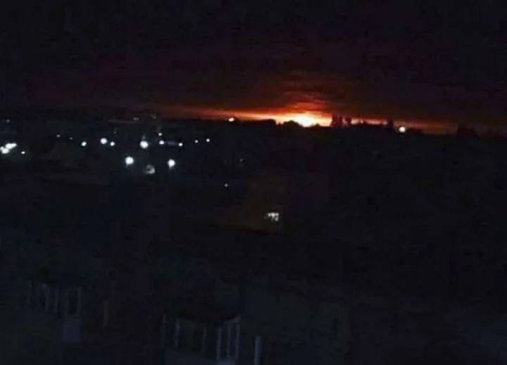 Several explosions were heard in the eastern part of Ukraine