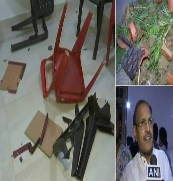 भड़का कांग्रेस कार्यकर्ताओं का गुस्सा, पार्टी कार्यालय पर जमकर तोड़फोड़