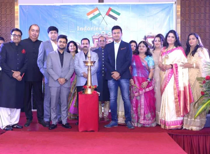 दुबई में इंदौरियों का दिवाली समारोह, 400 से ज्यादा लोगों ने शिरकत की