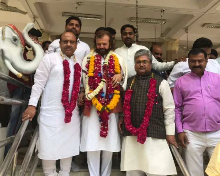 Hans raj Hans