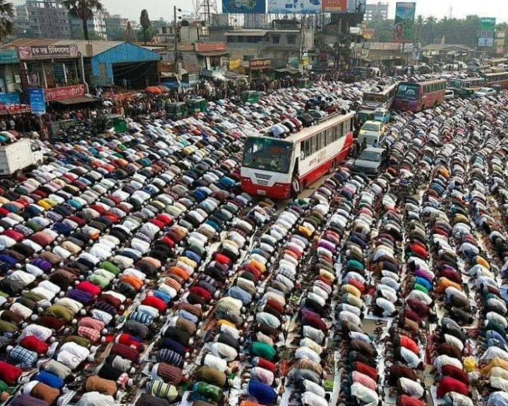 If you read namaz on the road then you will be in trouble