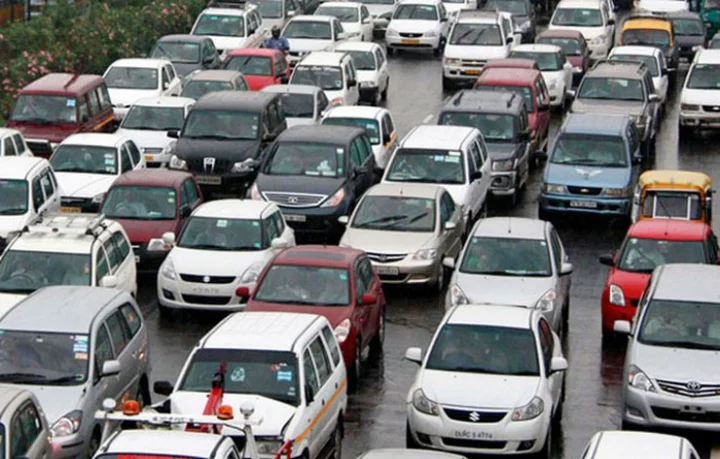 Demand for CNG and BS-6 vehicles increased in Delhi
