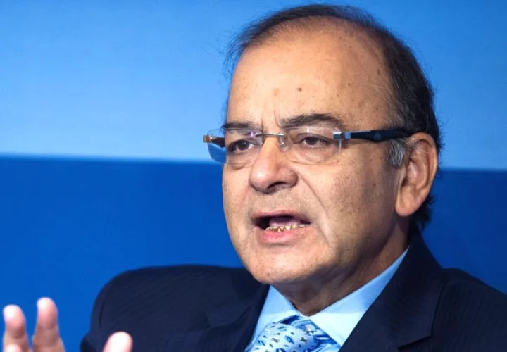 Why is Arun Jaitley called 'the right person in the wrong party'?