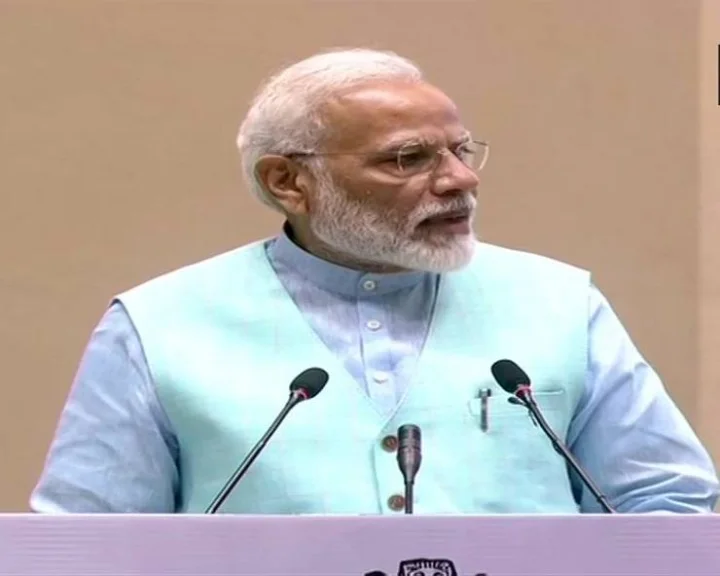 Modi Live