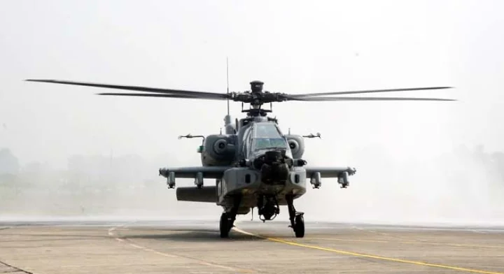 Apache Helicopter