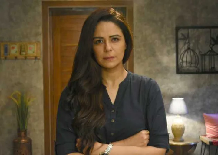kehne ko Humsafar Hain