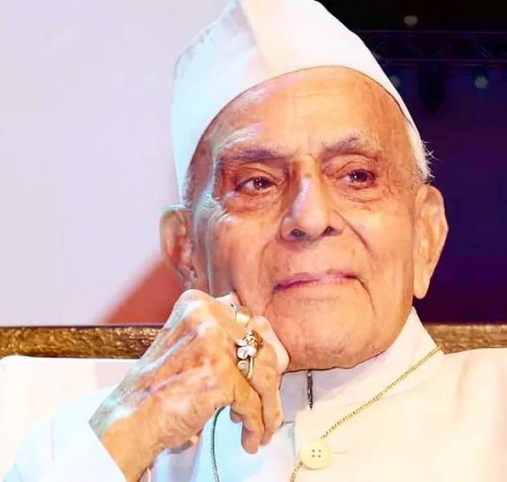 Gulzar Dehalvi