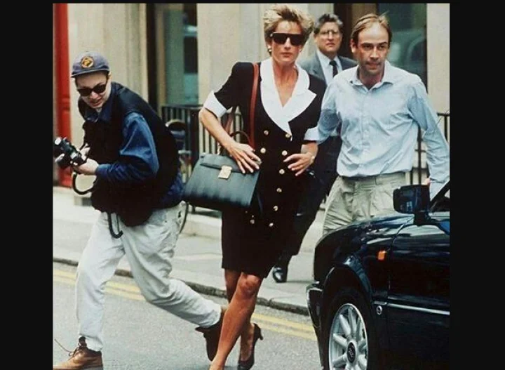 Paparazzi